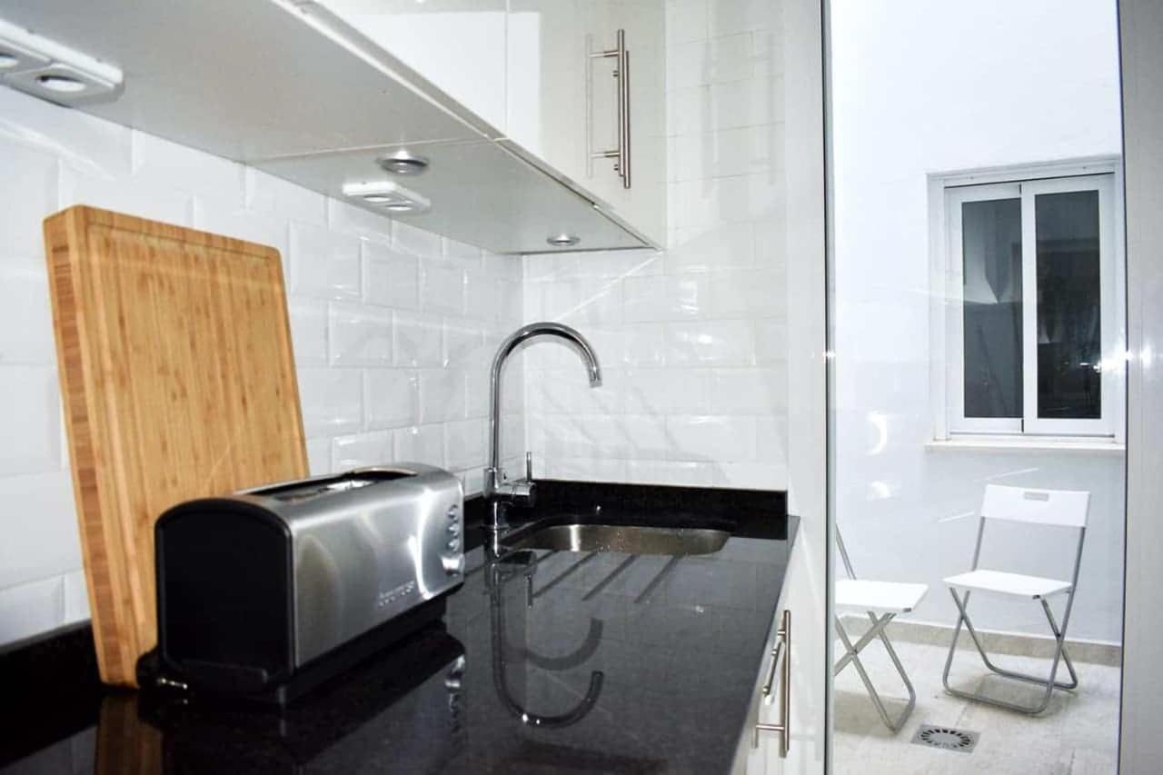 New Townhouse In The Heart Of Nerja With Jacuzzi Villa Luaran gambar