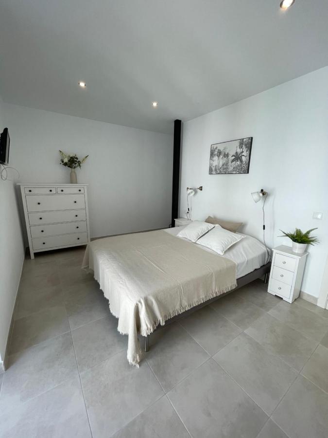 New Townhouse In The Heart Of Nerja With Jacuzzi Villa Luaran gambar