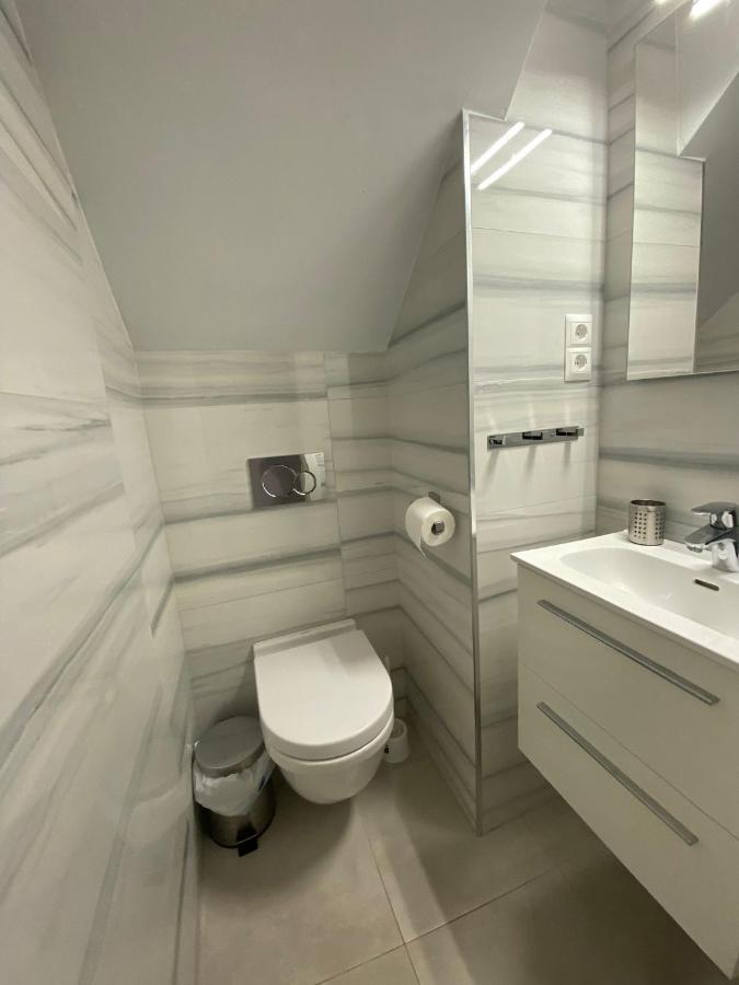 New Townhouse In The Heart Of Nerja With Jacuzzi Villa Luaran gambar